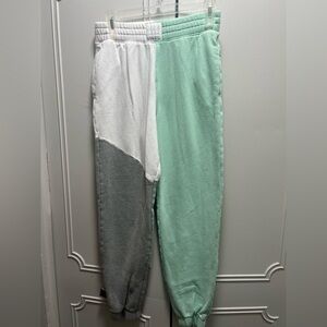 Hollister Ultra High Rise Joggers - Mint, Gray, and White
